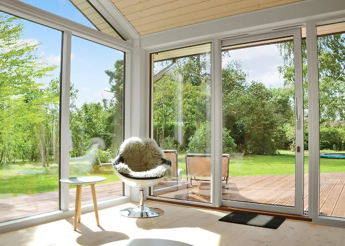 Three-bedroom In Dronningmølle